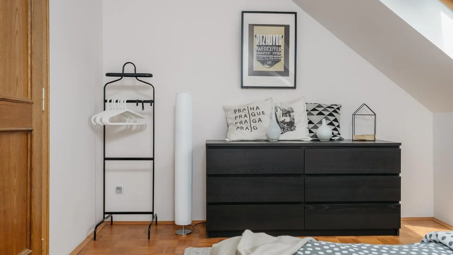 Roy 2 Bdr Apartment With Prague Castle View, Parking & Ac Tschechische Republik